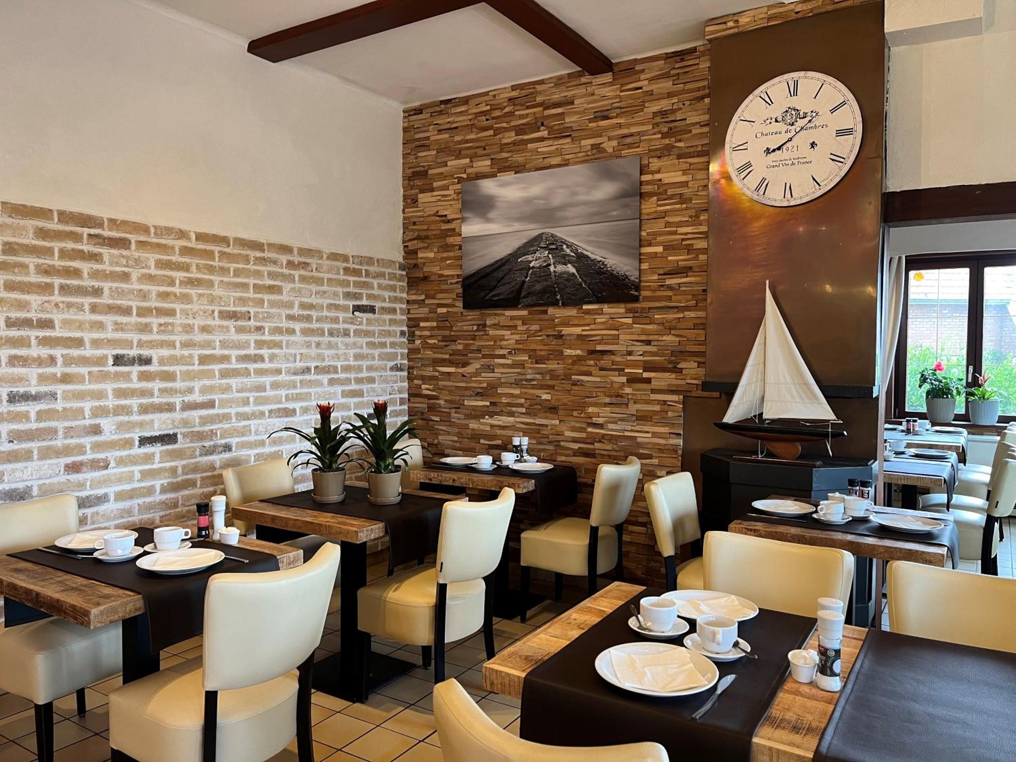 Hotel Westendia And Free Parking Top Breakfast Ostende Exterior foto